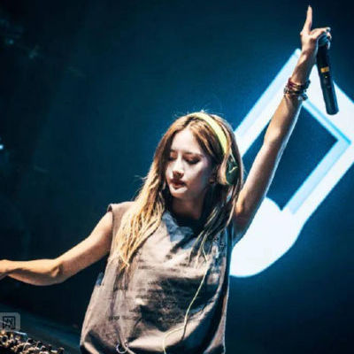 人妖最牛dj舞曲