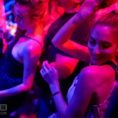 爱河蒋雪儿dj音乐