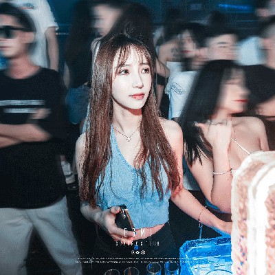 令人拥抱世界的歌曲dj