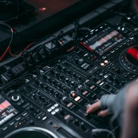 野狼王的士高DJ舞曲，勁爆慢搖，勁歌熱舞，越是后面越經(jīng)典！